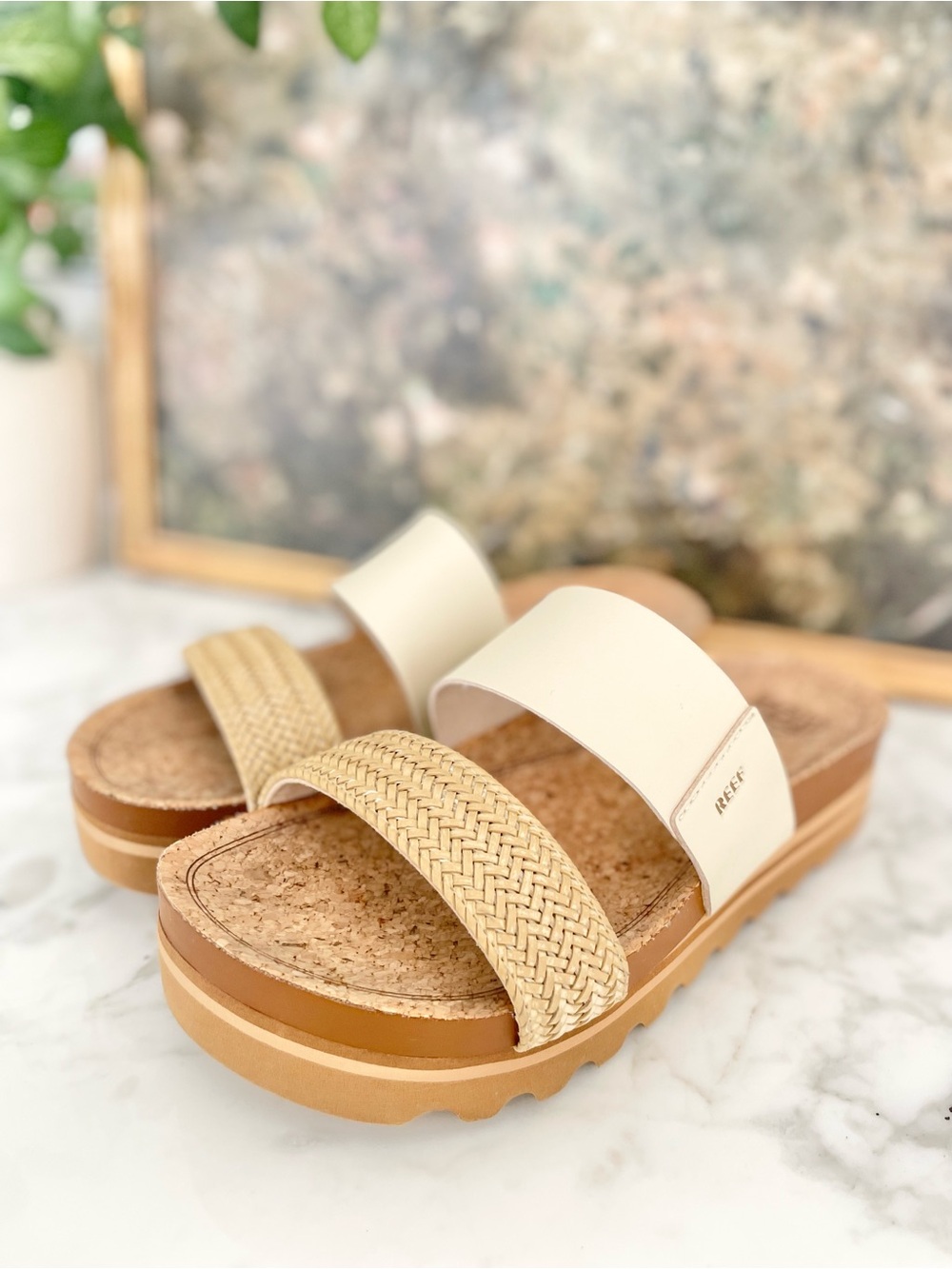 REEF Cushion High Vista Platform Sandals Bone Size 7 Raffia Braid